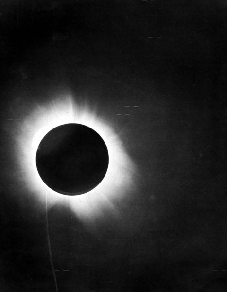 467px-1919_eclipse_positive.jpg